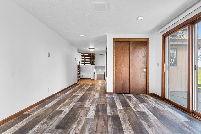 6165 MARYS ROAD, Luxemburg, WI 54217