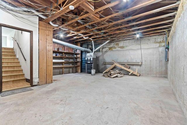 6165 MARYS ROAD, Luxemburg, WI 54217