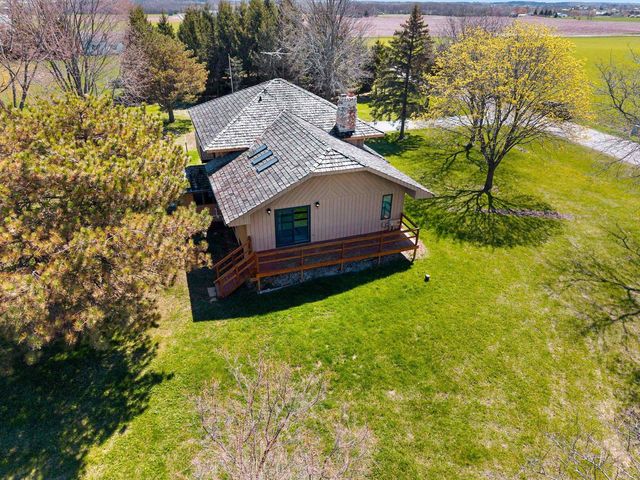 6165 MARYS ROAD, Luxemburg, WI 54217