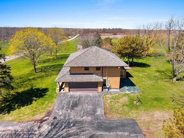 6165 MARYS ROAD, Luxemburg, WI 54217