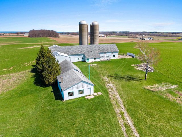6165 MARYS ROAD, Luxemburg, WI 54217