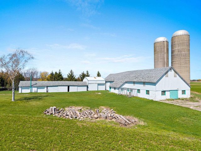 6165 MARYS ROAD, Luxemburg, WI 54217