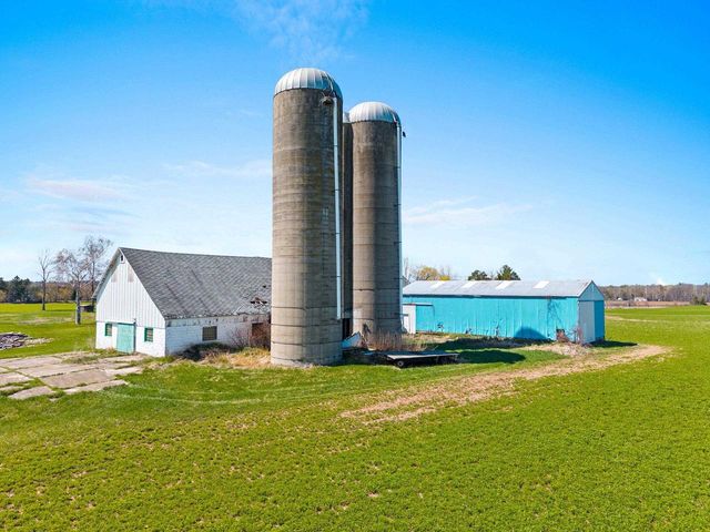 6165 MARYS ROAD, Luxemburg, WI 54217