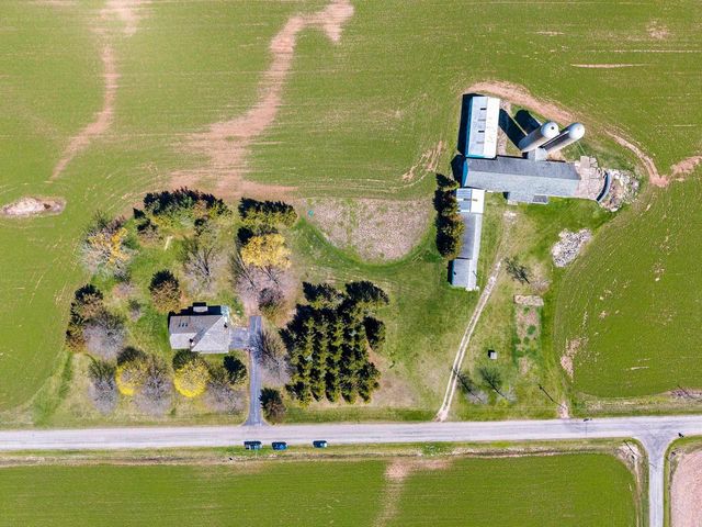 6165 MARYS ROAD, Luxemburg, WI 54217
