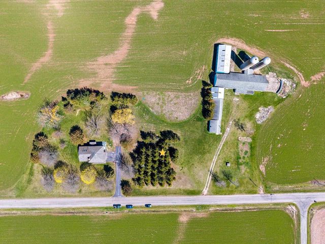 6165 MARYS ROAD, Luxemburg, WI 54217