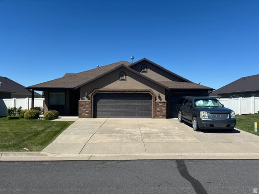 5511 S 575 W, Riverdale, UT 84405