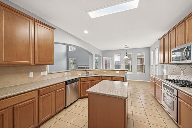 2810 Shadow Canyon Lane, Katy, TX 77494