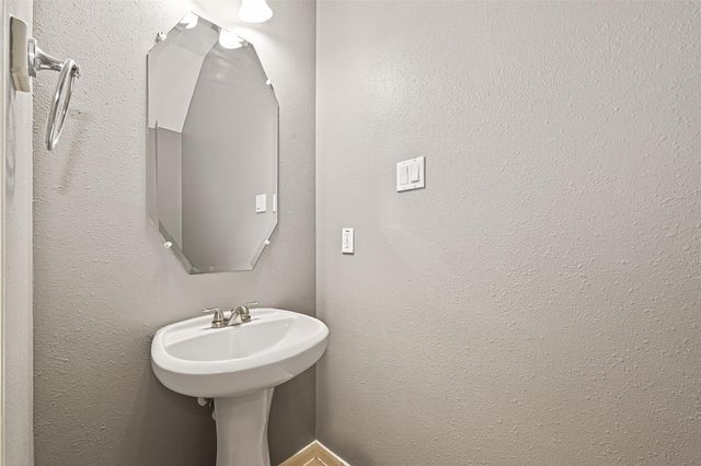 2810 Shadow Canyon Lane, Katy, TX 77494