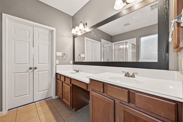 2810 Shadow Canyon Lane, Katy, TX 77494