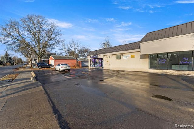 1850 Grindley Park Street, Dearborn, MI 48124