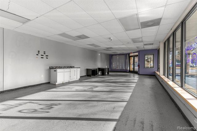 1850 Grindley Park Street, Dearborn, MI 48124