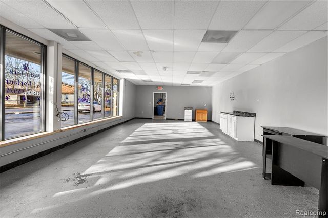 1850 Grindley Park Street, Dearborn, MI 48124