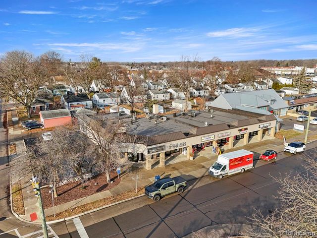 1850 Grindley Park Street, Dearborn, MI 48124
