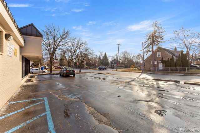 1850 Grindley Park Street, Dearborn, MI 48124