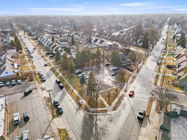 1850 Grindley Park Street, Dearborn, MI 48124