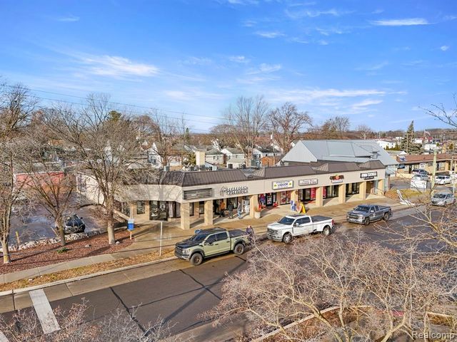 1850 Grindley Park Street, Dearborn, MI 48124