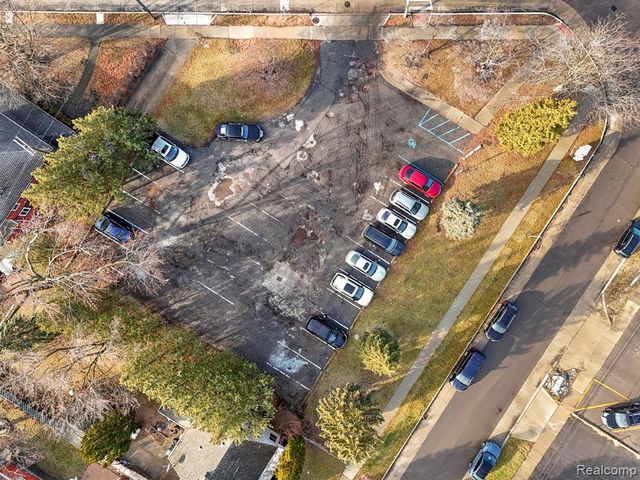 1850 Grindley Park Street, Dearborn, MI 48124