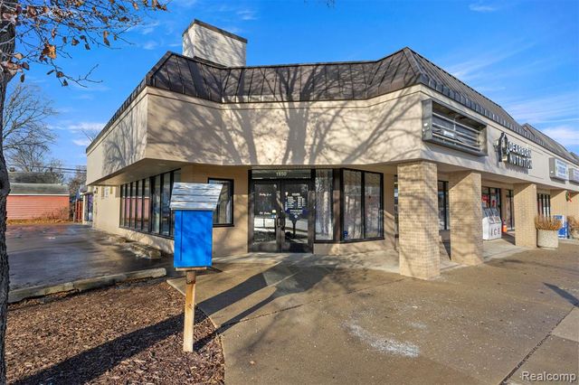 1850 Grindley Park Street, Dearborn, MI 48124