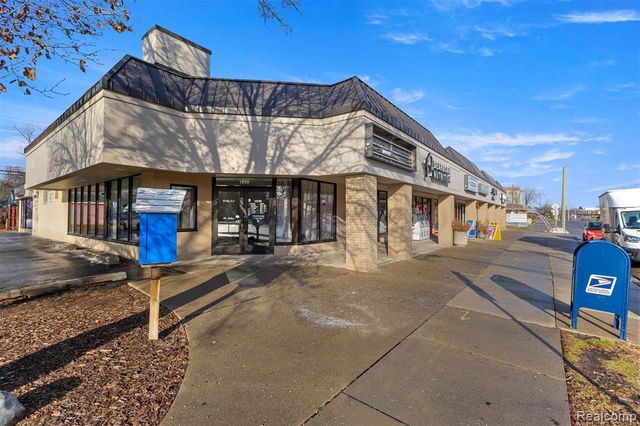 1850 Grindley Park Street, Dearborn, MI 48124