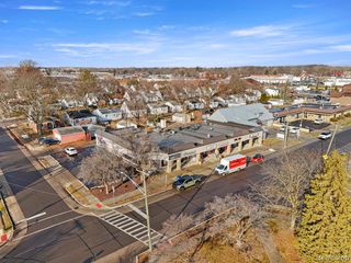 1850 Grindley Park Street, Dearborn, MI 48124