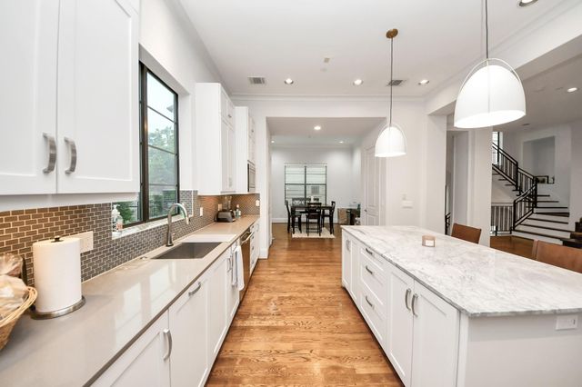1608 Nevada Street C, Houston, TX 77006