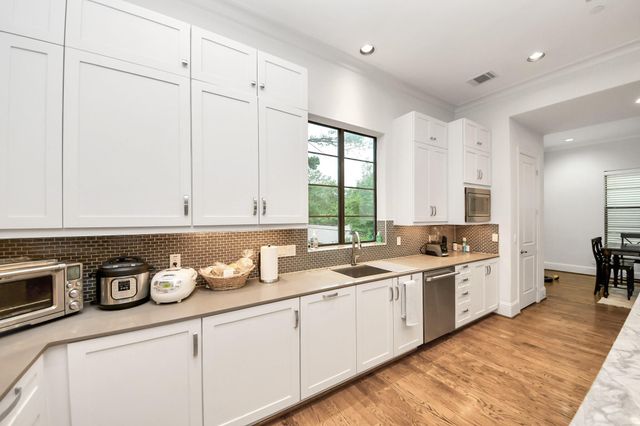 1608 Nevada Street C, Houston, TX 77006