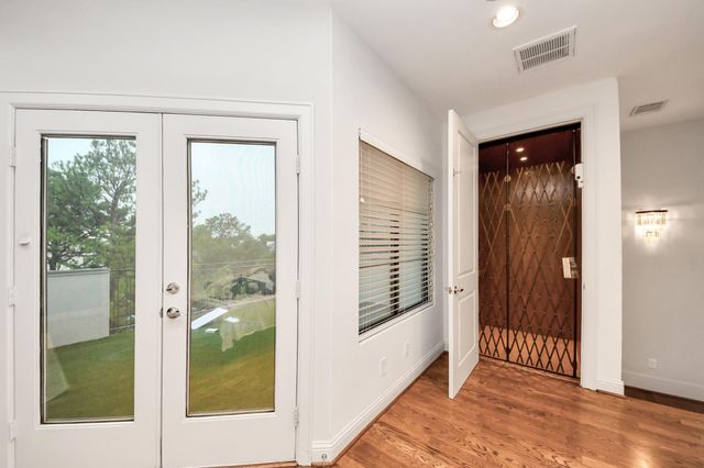 1608 Nevada Street C, Houston, TX 77006