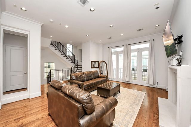1608 Nevada Street C, Houston, TX 77006