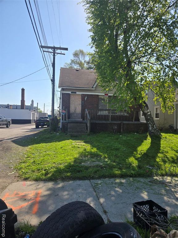 18988 Goulburn Street, Detroit, MI 48205