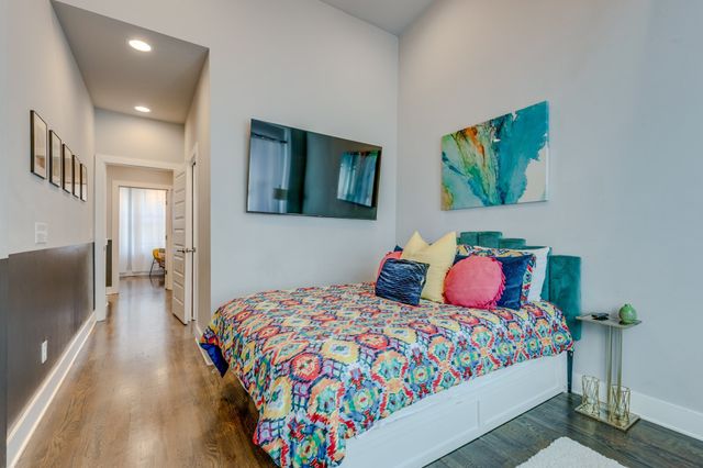 707 26th Ave N Apt 6, Nashville, TN 37208