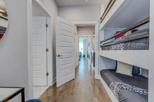 707 26th Ave N Apt 6, Nashville, TN 37208