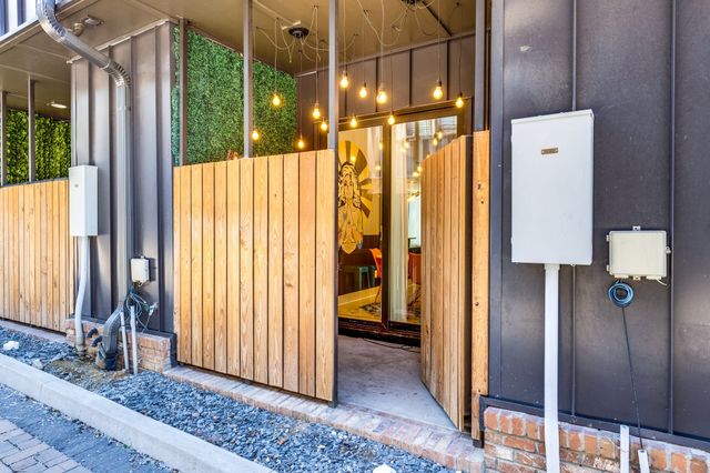 707 26th Ave N Apt 6, Nashville, TN 37208