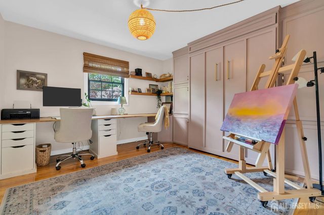 52 Eileen Way, Edison, NJ 08837