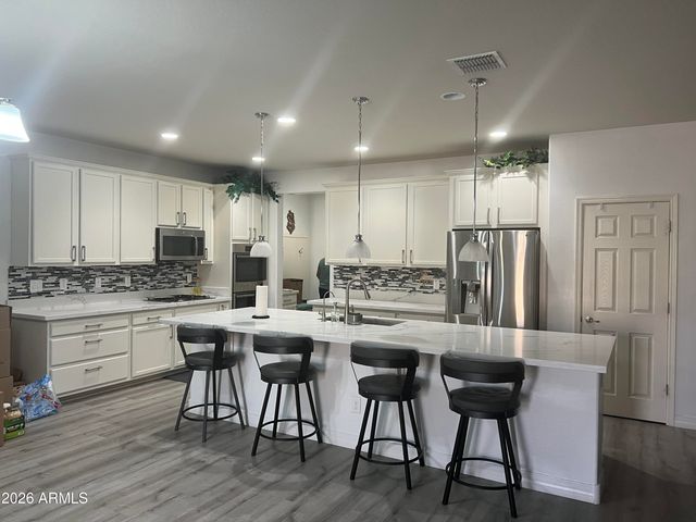 21969 N 98TH Lane, Peoria, AZ 85383