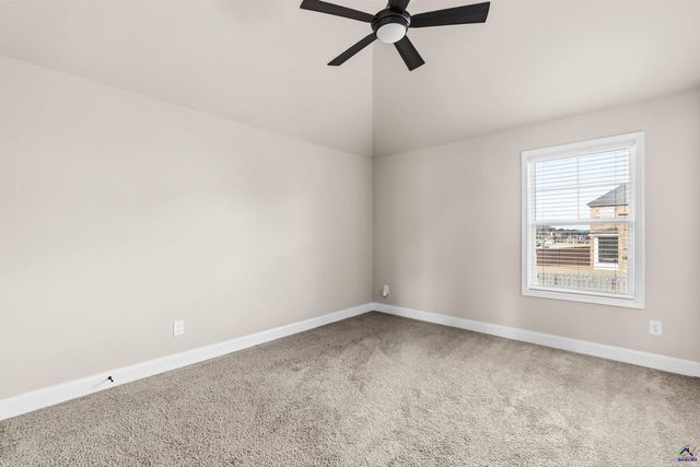 400 Avery Court, Bonaire, GA 31005