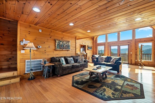 1845 Pinestand Ridge Way, Sevierville, TN 37862