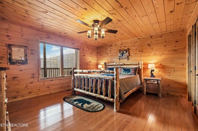 1845 Pinestand Ridge Way, Sevierville, TN 37862