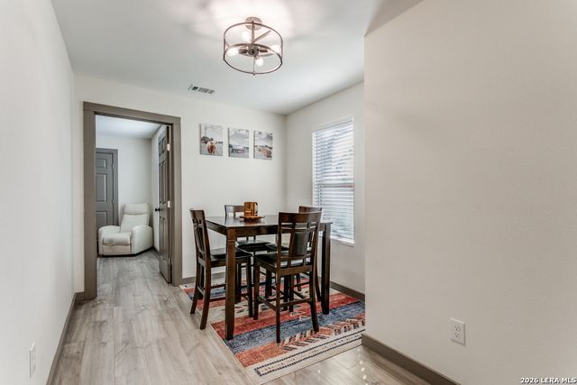 410 Gulf, San Antonio, TX 78202