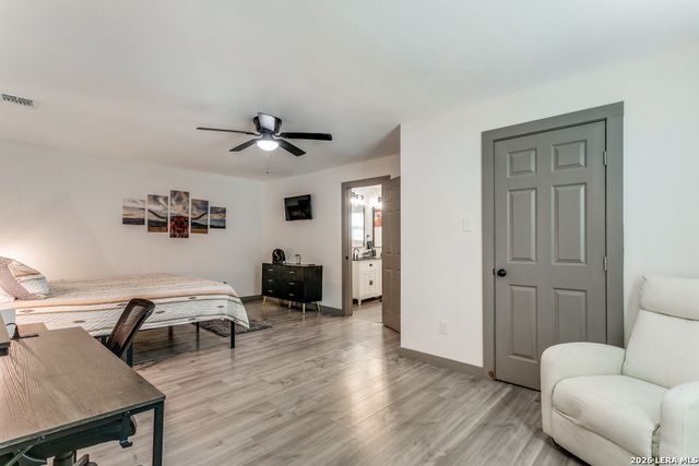 410 Gulf, San Antonio, TX 78202