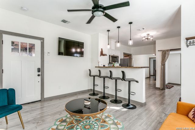 410 Gulf, San Antonio, TX 78202