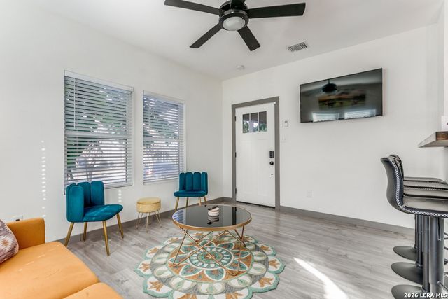 410 Gulf, San Antonio, TX 78202