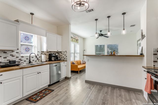 410 Gulf, San Antonio, TX 78202