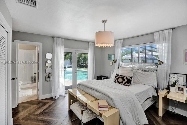 2080 NE 65th Street, Fort Lauderdale, FL 33308