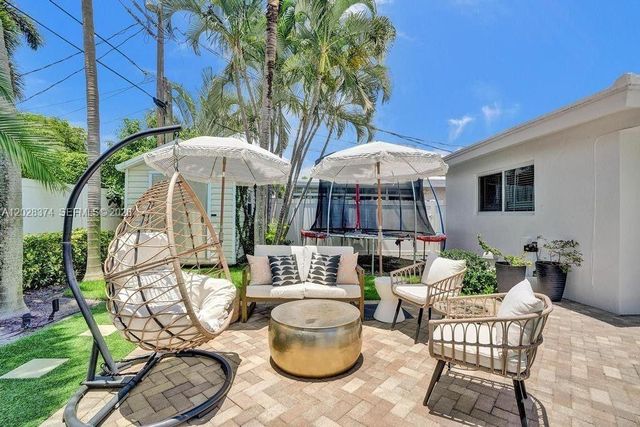 2080 NE 65th Street, Fort Lauderdale, FL 33308
