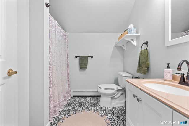 104 South Montowese Street, Branford, CT 06405