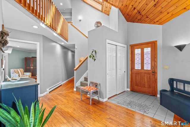 104 South Montowese Street, Branford, CT 06405