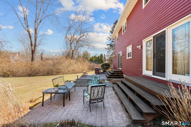 104 South Montowese Street, Branford, CT 06405