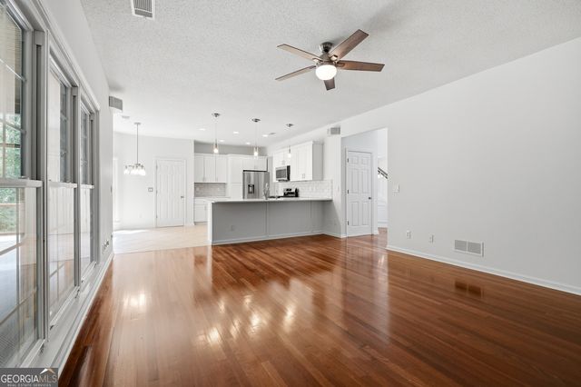 2150 Pendleton Place, Suwanee, GA 30024