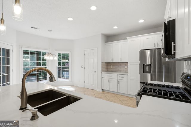 2150 Pendleton Place, Suwanee, GA 30024