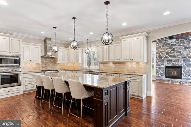 6 ANTIETAM CT, Mechanicsburg, PA 17050